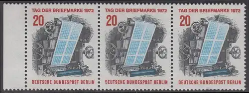 BERLIN 1972 Michel-Nummer 439 postfrisch horiz.STRIP(3) RAND links - Tag der Briefmarke