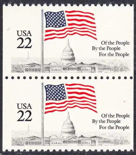 USA Michel 1739 / Scott 2116 postfrisch vert.PAAR (aus Markenheftchen) - Flagge über dem Kapitol