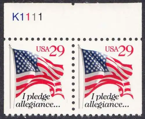 USA Michel 2345D / Scott 2594 postfrisch horiz.PAAR RÄNDER oben m/ Platten-# K1111 (aus MH) - Flagge, Textanfang des Treuegelöbnisses