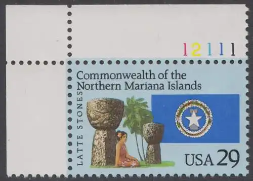 USA Michel 2423 / Scott 2804 postfrisch (m/ Falte) EINZELMARKE ECKRAND oben links m/ Platten-# 13111 - 15 Jahre Commonwealth der Nördlichen Marianen: Latte-Steine