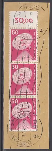 hc000.123 - Bund Mi.Nr. 851 senkr. Dreierstreifen vom Oberrand mit Stempel Neukirchen auf Briefstück
