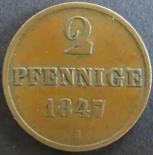 Münze Hannover 124 - 2 Pfennig Scheidemünze 1847 Gekröntes Monogramm Kupfer ss