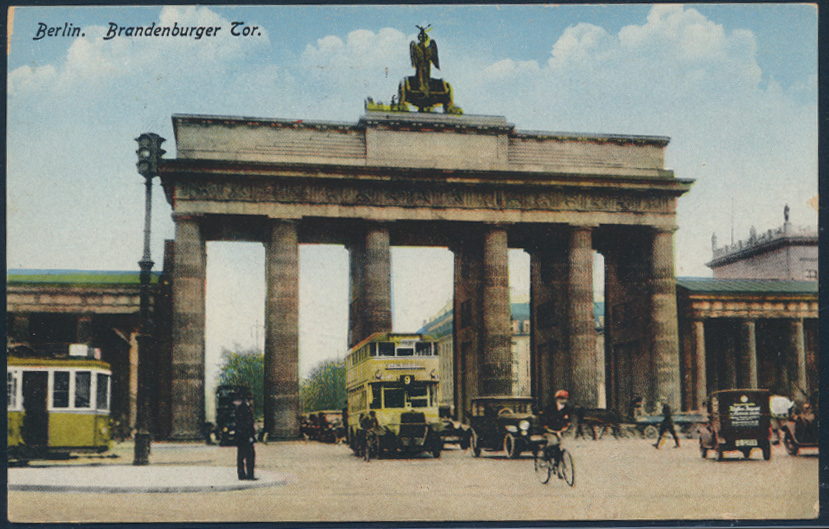 busse und fahrrad am sendlinger tor