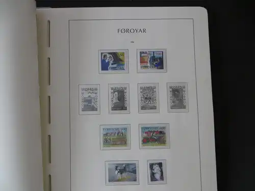 Färoer Luxus Sammlung 1975-1997 komlett posstfrisch auf Vordrucken Kat. 540,00