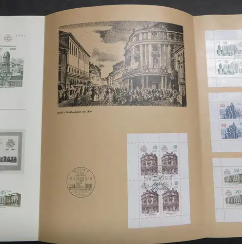 DDR 750 Jahre Berlin Stadt des Friedens selt. Falt - Gedenkblatt Marken + Blocks