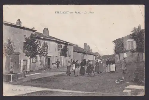 Ansichtskarte Feldpost Villecey sur Mad Frankreich La Plce Dorfplatz n. Lohmar