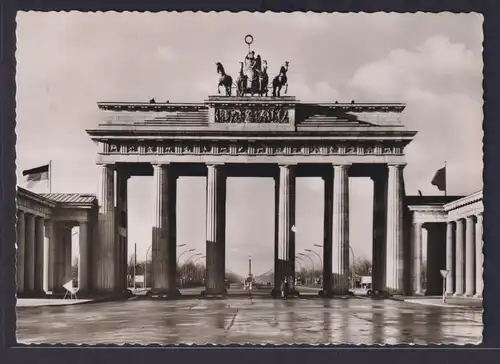 Ansichtskarte Berlin Brandenburger Tor Verlag Hans Andres Berlin Stempel Berlin