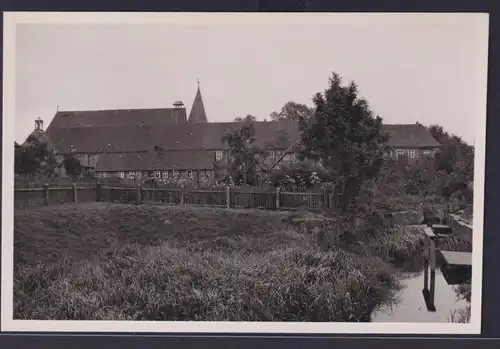 Foto Ansichtskarte Ebstorf Niedersachsen Ort mit Bachlauf Kloster Foto Cramer