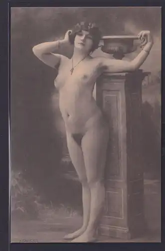 Ansichtskarte Erotik Akt Frauen Schönheiten Nude Darstellung um 1910