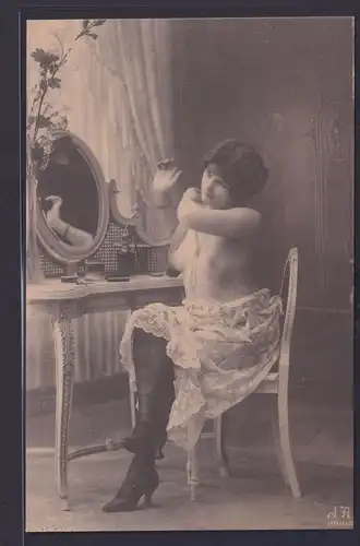 Ansichtskarte Erotik Akt Frauen Schönheiten Nude Darstellung um 1910