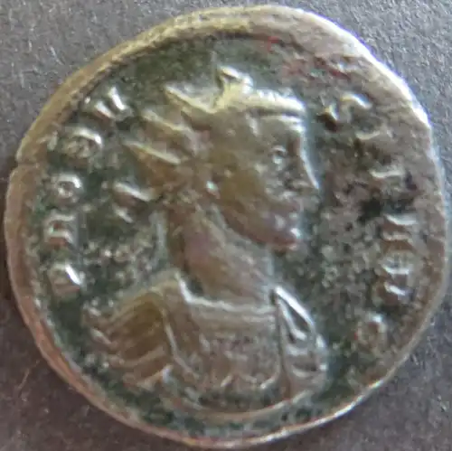 Römische Münze Probus 276-282 Antoninian RS Trophäe zwischen zwei Gefangenen s