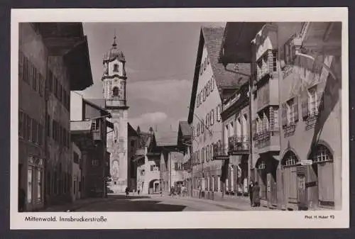 Ansichtskarte Mittenwald Bayern Innsbruckerstrasse Kirche Alpiner Kunstverlag