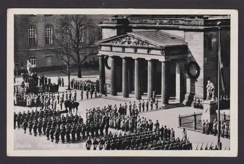 Deutsches Reich Ansichtskarte Berlin Ehrenmal Parade Feldpost Siegen Westfalen