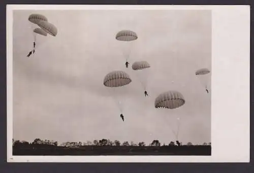 Militaria Foto Ansichtskarte Fallschirmjäger Luftwaffe II. Weltkrieg selten