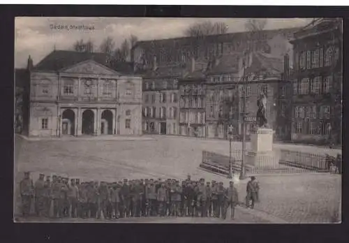 Ansichtskarte Sedan Frankreich Stadthaus Denkmal Stadtplatz Soldaten Feldpost
