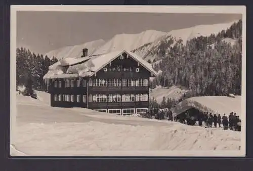 Ansichtskarte Hirschegg Auenhütte Walsertal Bes. O. Herz Schnee Landschaft