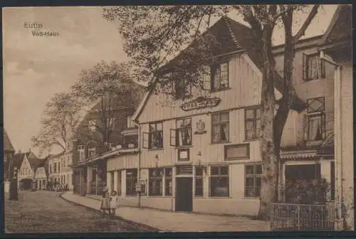 Ansichtskarte Eutin Voß Haus Passanten Kinder ungelaufen um 1900 Schleswig