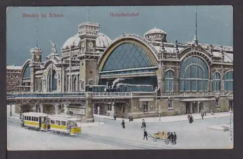 Winter Ansichtskarte Dresden Sachsen Hauptbahnhof im Schnee Strassenbahn