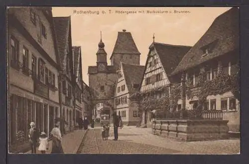 Ansichtskarte Rothenburg o.T. Bayern Rödergasse mit Markusturm und Brunnen