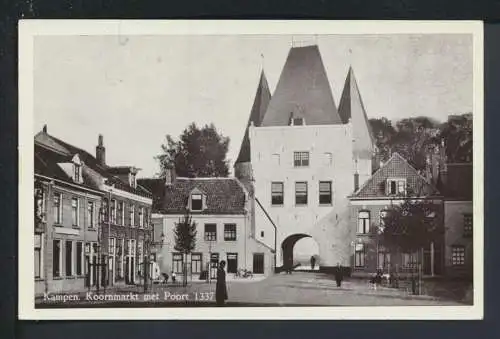 Ansichtskarte Kampen Niederlande Koornmarkt met Poort