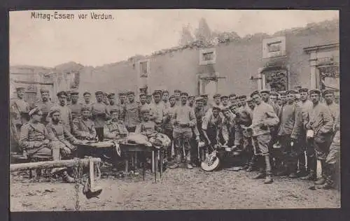 Ansichtskarte 1. Weltkrieg Mittagessen vor Verdun Frankreich