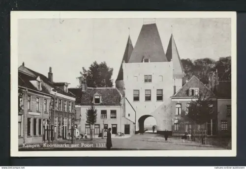 Ansichtskarte Kampen Niederlande Koornmarkt met Poort