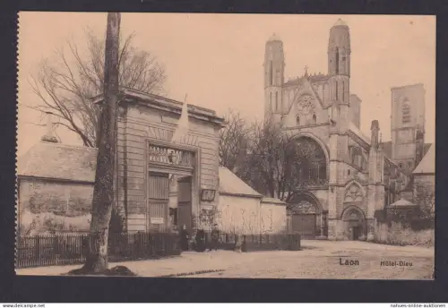 Ansichtskarte Laon Frankreich Hotel Dieu Feldpost 25. Infantrie Division n.