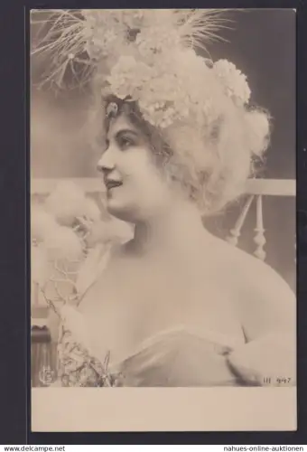 Ansichtskarte Künstlerkarte Frau Schönheit Erotik