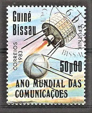 Briefmarke Guinea-Bissau Mi.Nr. 706 o Weltkommunikationsjahr 1983 / Satelliten