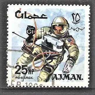 Briefmarke Ajman Mi.Nr. 98 A o Weltraumforschung 1966 / Raumausstieg Astronaut E. H. White (Gemini 4)