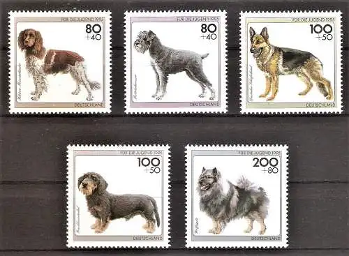 Briefmarke BRD Mi.Nr. 1797-1801 ** Hunderassen 1995 / Münsterländer, Mittelschnauzer, Deutscher Schäferhund, Rauhhaardackel, Wolfsspitz / Kompletter Satz !