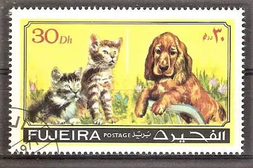 Briefmarke Fujeira Mi.Nr. 800 o Katzen und Hunde 1971 / Katzen und Hund