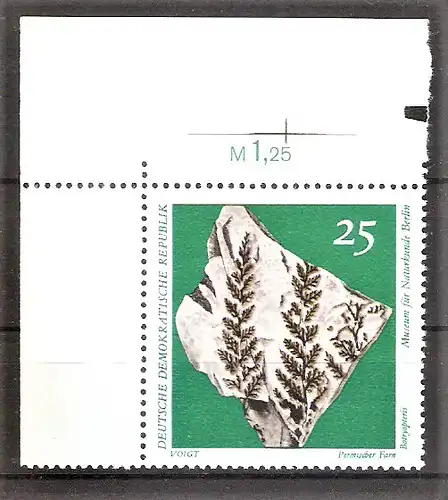 Briefmarke DDR Mi.Nr. 1825 ** Bogenecke oben links mit Passerkreuz - Museum für Naturkunde 1973 / Permischer Farn