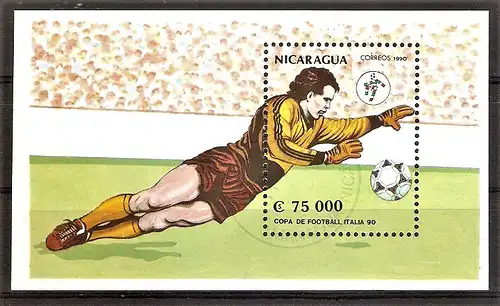 Briefmarke Nicaragua Mi.Nr. 2992 o / Block 190 o Fussball-Weltmeisterschaft Italien 1990