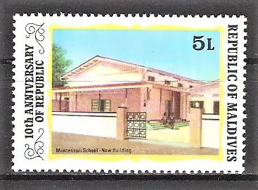 Briefmarke Malediven Mi.Nr. 796 ** 10 Jahre Republik Malediven 1978 / Montessori-Schule
