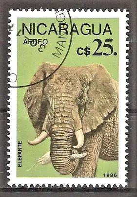 Briefmarke Nicaragua Mi.Nr. 2713 o Elefant