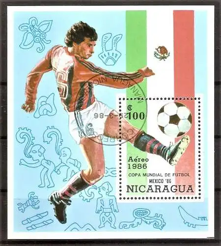 Briefmarke Nicaragua Mi.Nr. 2651 o / Block 167 o Fussball-Weltmeisterschaft Mexiko 1986 / Fussball
