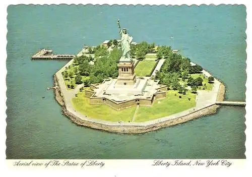 Ansichtskarte USA - New York City / Liberty Island - Aerial view of The Statue of Liberty (2381)