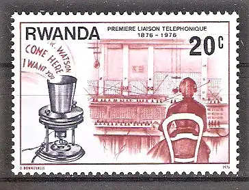 Briefmarke Ruanda Mi.Nr. 807 ** 100 Jahre Telefon 1976 / Erste telefonische Nachricht & Handvermittlungstelefonzentrale