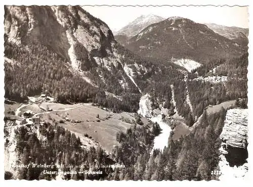 Ansichtskarte Schweiz - Unter Engadin / Gasthof Weinberg mit Alt- und Hochfinstermünz (2521)