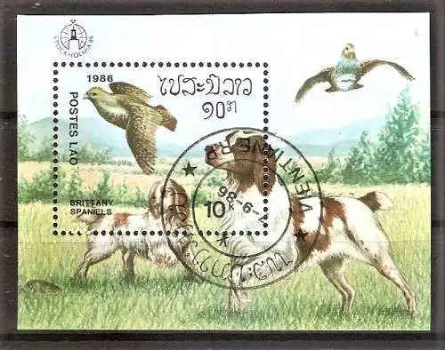 Briefmarke Laos Block 113 o (Mi.Nr. 951 o) Internationale Briefmarkenausstellung STOCKHOLMIA ’86 / Hunde - Brittany Spaniels