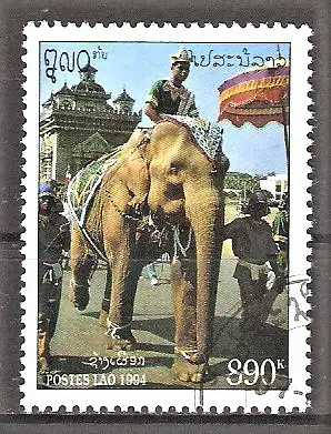 Briefmarke Laos Mi.Nr. 1434 o Der weiße Zeremonienelefant 1994 / Elefant bei Strassenprozession