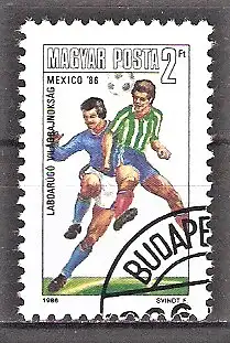 Briefmarke Ungarn Mi.Nr. 3814 A o Fussball-Weltmeisterschaft Mexiko 1986 / Spielszene