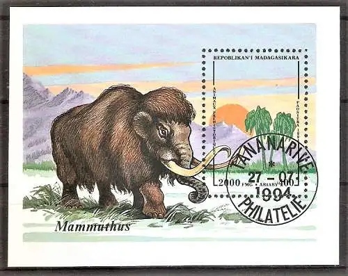 Briefmarke Madagaskar Block 257 o (Mi.Nr. 1682) Prähistorische Tiere 1994 / Mammut