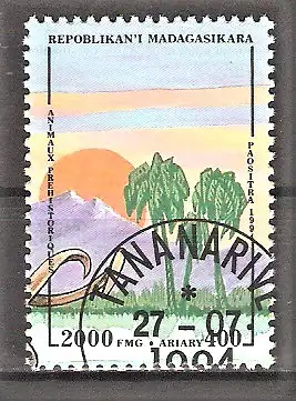 Briefmarke Madagaskar Mi.Nr. 1682 o Prähistorische Tiere 1994 / Mammutstoßzähne