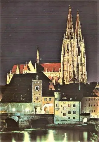 Ansichtskarte Deutschland - Regensburg / Steinerne Brücke und Dom St. Peter bei Nacht (2469)