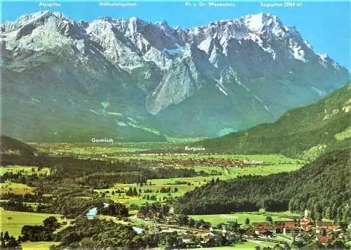 Ansichtskarte Deutschland - Garmisch-Partenkirchen / Das schöne Tal der Loisach mit der mächtigen Kulisse des Wettersteingebirges (2058)