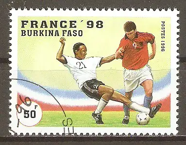 Briefmarke Burkina Faso Mi.Nr. 1427 o Fussball-Weltmeisterschaft Frankreich 1998 / Tackling #2024183