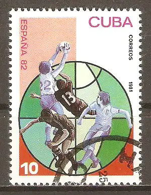 Briefmarke Cuba Mi.Nr. 2543 o Fussball-Weltmeisterschaft Spanien 1982 / Spielszenen vor Weltkugel #2024189