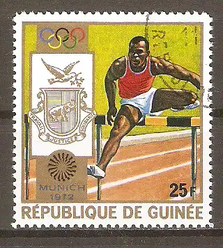 Briefmarke Guinea Mi.Nr. 642 A o Olympische Sommerspiele München 1972 / Hürdenlauf #